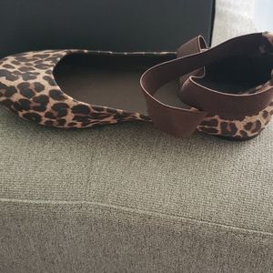 Girls leopard print shoes